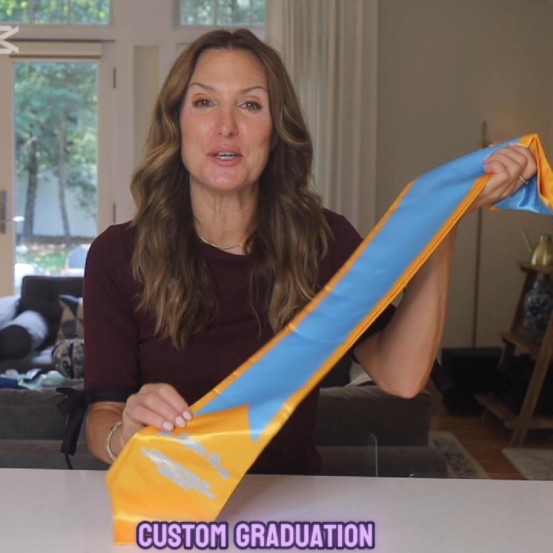 How To Choose The Right Graduation Stole